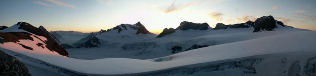 Breitbildfoto Abendstimmung