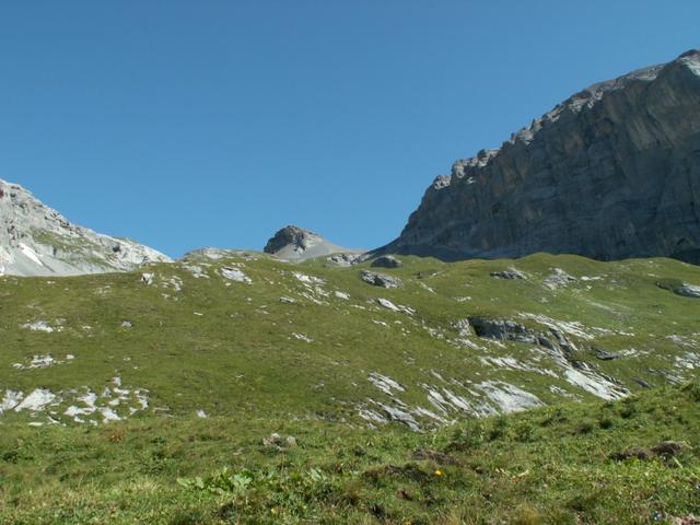 bei Melchplatz 2116 m.ü.M. geht es nicht mehr so steil, weiter aufwärts