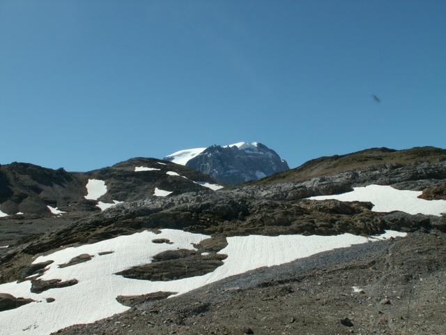 Blick zur Beggilücke mit Tödi