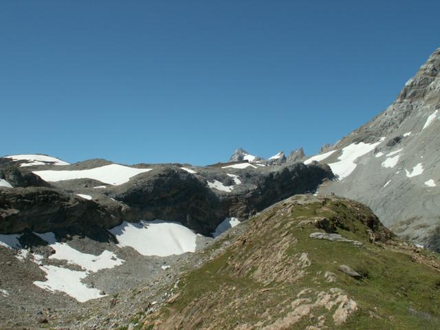 eine Gegend aus Stein und Eis