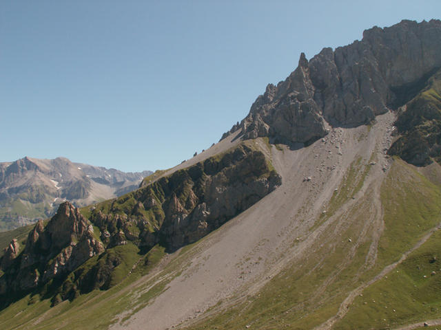 gut ersichtlich der Übergang in die Fisetenalp