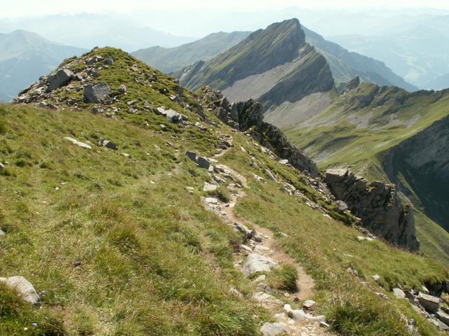 während dem runterlaufen kann man weiterhin die schöne Aussicht geniessen