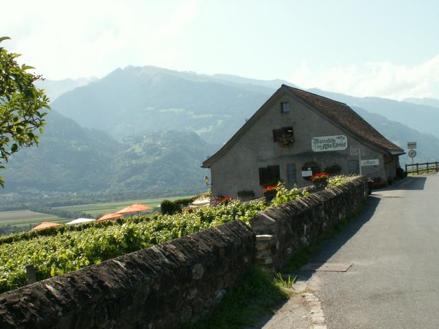 zwischenhalt bei der Weinstube zum alten Torkel in Jenins