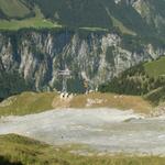 Blick von der Bergstation runter ins Tal