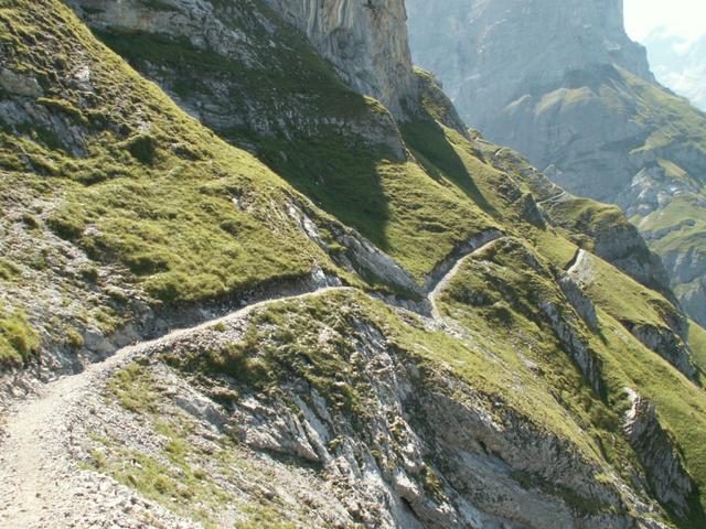 der Weg zur Muttseehütte wurde wegen den Bauarbeiten, grosszügig und perfekt ausgebaut