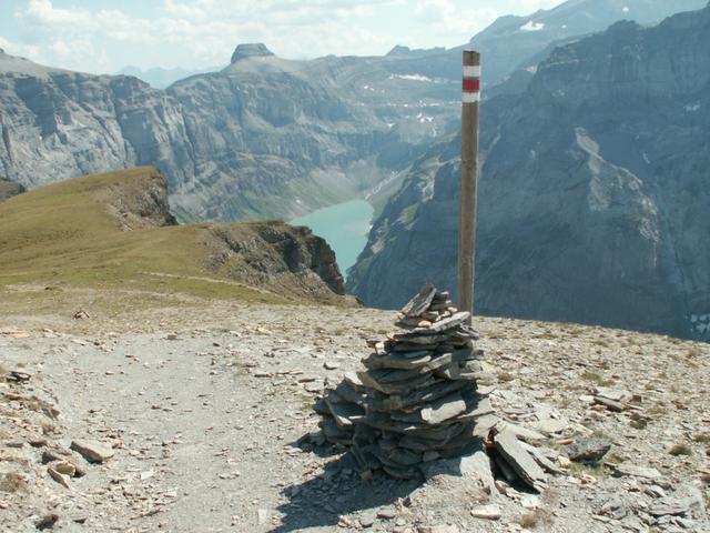 Blick von der Muttenwand 2550 m.ü.M. runter zum Limmerenstausee