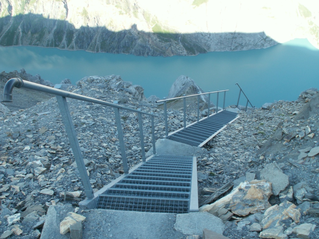 es geht runter zur Kistenpasshütte