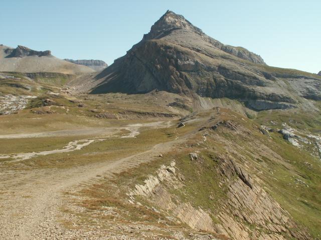 wir haben die Bifertenhütte verlassen und laufen nun Richtung Rubi Sura