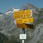 Wegweiser auf Rubi Sura 2172 m.ü.M.