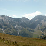 Breitbildfoto Ringelspitz, Tristelhorn, Piz Sax, Trinserhorn und Piz Sardona