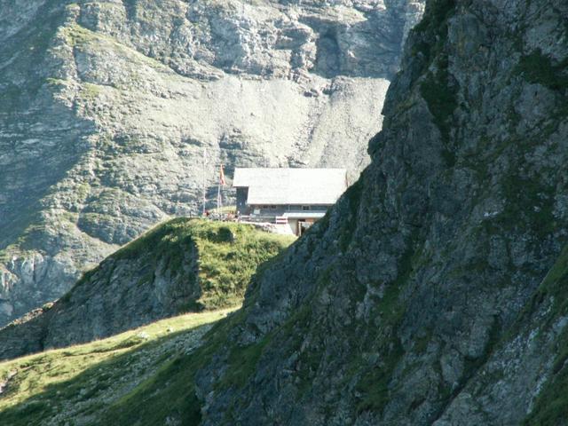 die Sardonahütte liegt noch in der Sonne