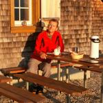 Morgenessen auf der Terrasse der Hütte so schön