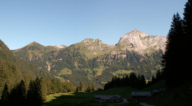 Breitbildfoto Brüschbüchel, Wannenstöckli und Ochsenchopf