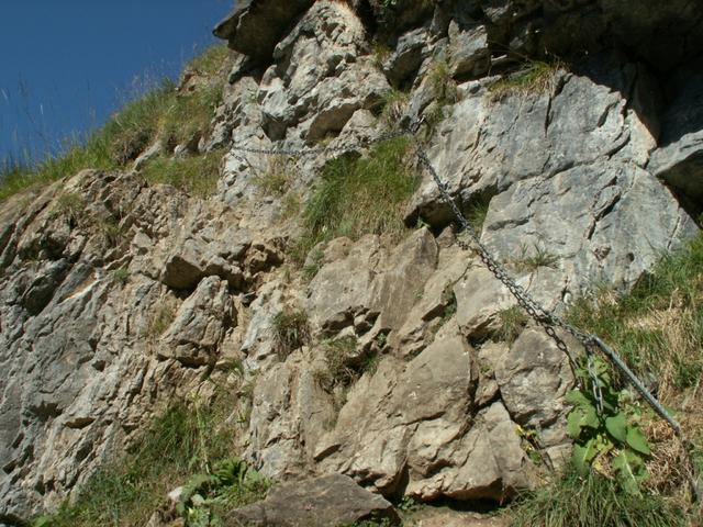 bei Grieseren 1624 m.ü.M. muss eine kleine Felsstufe überwunden werden