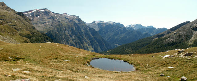 Breitbildfoto von der Capanna Quarnei aus gesehen