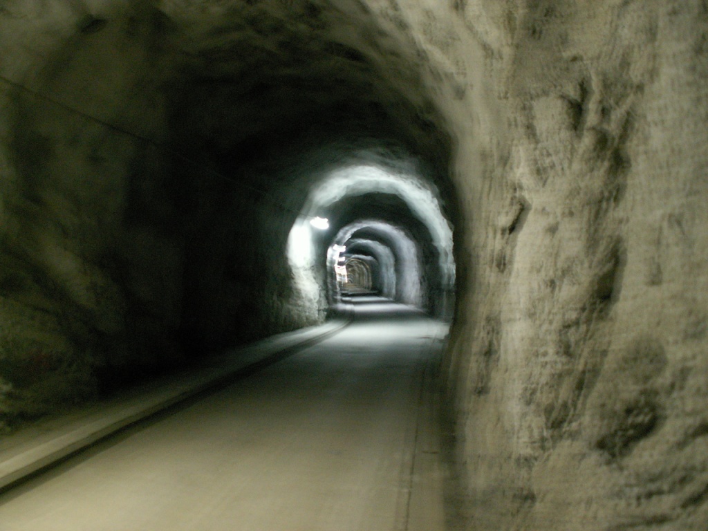 im Tunnel Richtung Lago di Luzzone