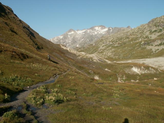 auf dem Weg Richtung Passo della Greina/Pass Grap