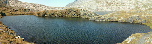 Breitbildfoto vom kleinen See neben dem Lago Retico