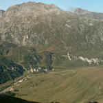 Breitbildfoto vom Passo di Gana Negra mit Blick Richtung Lukmanierpass