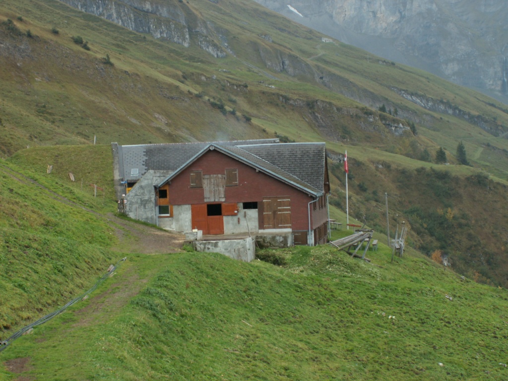 wir haben das Berggasthaus Biwaldalp erreicht 1696 m.ü.M.