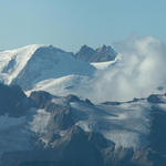 Breitbildfoto vom Uri-Rotstock mit Blick Richtung Urner und Berner Alpen. Einfach gewaltig.