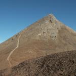 Blick zurück zur Pyramide des Uri-Rotstock