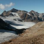 alles dem Gletscher entlang, geht es Richtung Gitschenhöreli Hütte