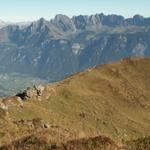 Blick zurück zum Grat auf dem wir gewandert sind