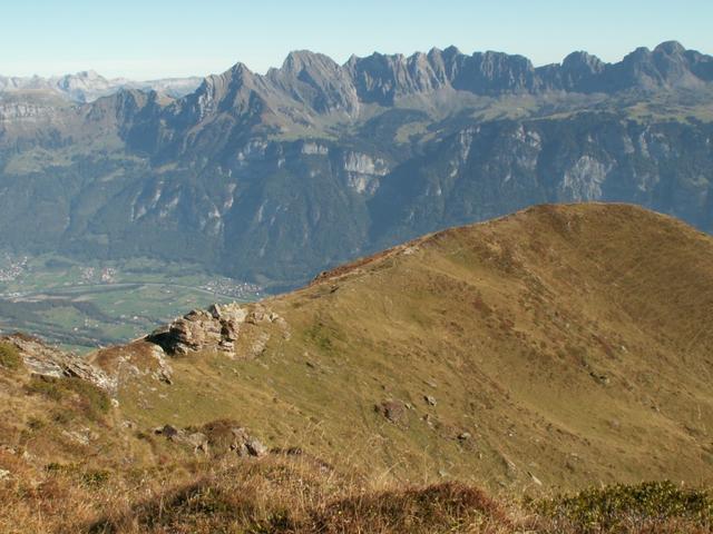 Blick zurück zum Grat auf dem wir gewandert sind