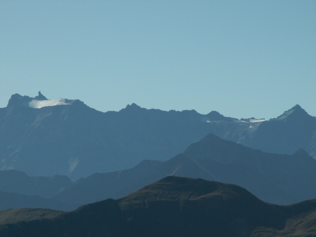 Links der Ringelspitz. Rechts der Tristelhorn