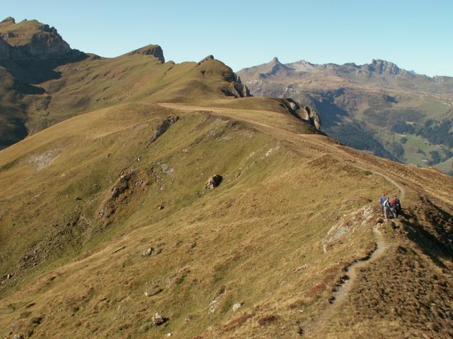 bei der Alp Vorderchamm, führt der Weg nun runter zur Chammhüttli