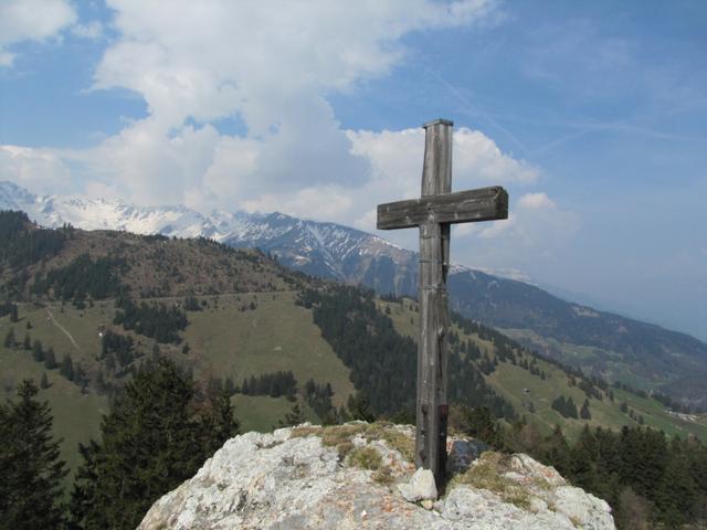 Gipfelkreuz auf dem Pizalun 1478 m.ü.M.