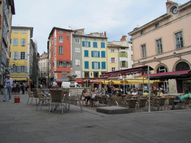 Place du Plot. Im Herzen der Altstadt von Le Puy