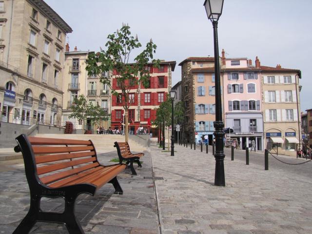 Place du Clauzel vor dem Office de Tourisme