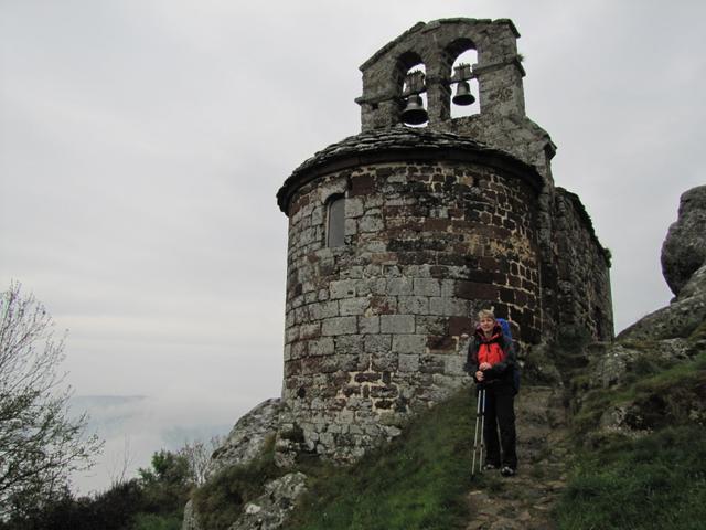 Mäusi vor der Chapelle St.Jacques