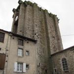 von der gesamten Burg in Saugues blieb nur der Turm der Engländer stehen