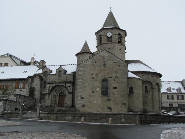 wir haben die sehr schöne Kirche verlassen