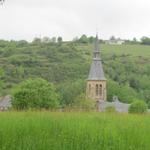 wir sehen die Kirchenspitze vom Kloster de Malet in St.Côme d'Olt