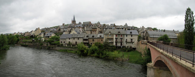 Breitbildfoto vom St.Côme d'Olt