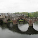sehr schönes Breitbildfoto vom Pont Vieux über den Lot