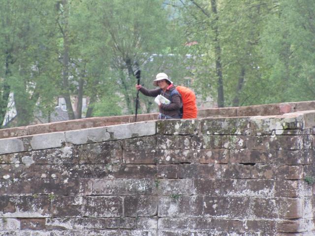 Katrin auf dem Pont Vieux