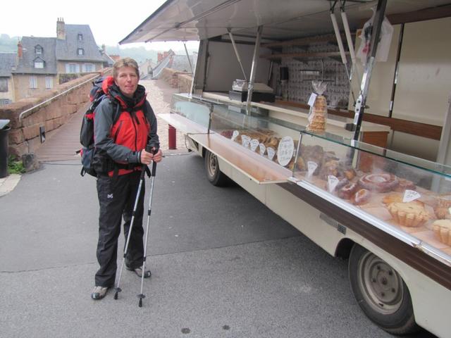 Mäusi kauft Brot ein