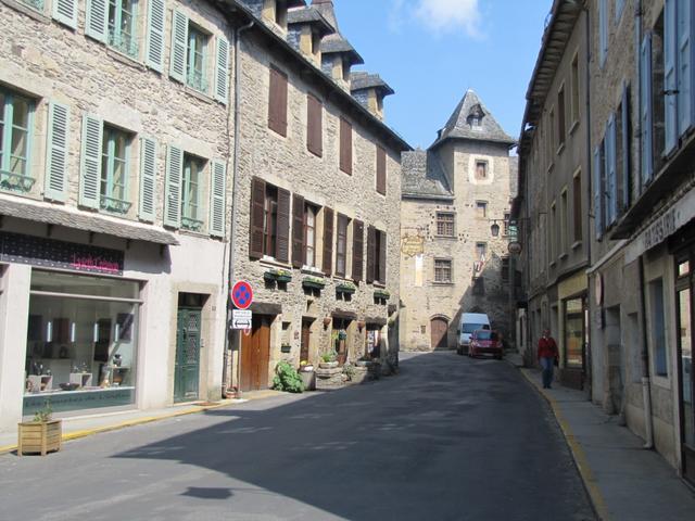 die Hauptstrasse von Estaing