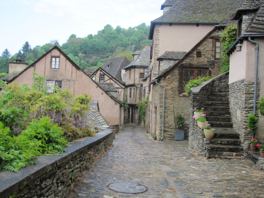 unglaublich, wir haben Conques erreicht