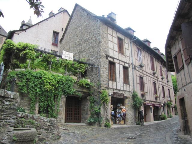 das Hotel "Sainte Foy". Hier haben wir ein Bierchen zu uns genommen