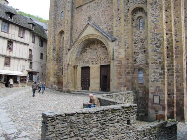 Blick zum Westportal der Kathedrale