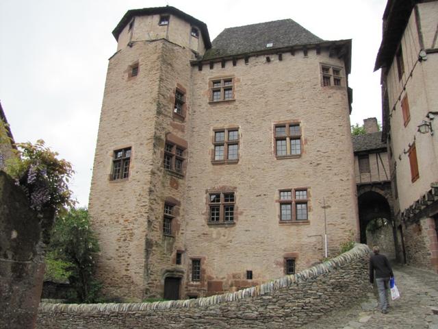 war dies früher eine kleine Burg