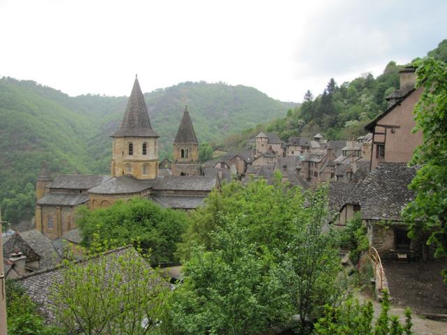 Blick auf Conques