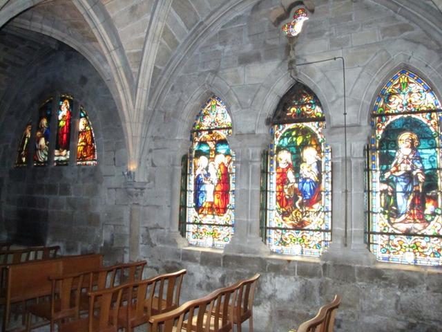 wir sind nun in der Kapelle der Kirche