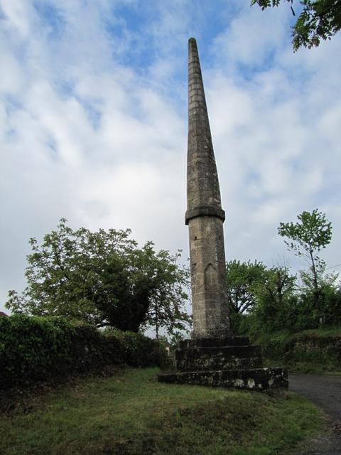 die 4 Aiguille du Cingle, markierten früher die Grenze der Abtei von Figeac, wo man Asyl finden konnte